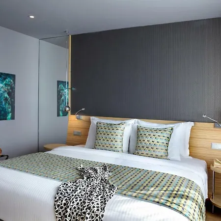 Wyndham Grand Ξενοδοχείο 5*